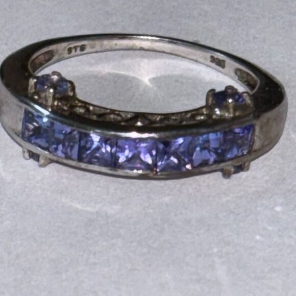 925 sterling silver & tanzanite ring band set side stone Sz 9 3.44g STS - Picture 8 of 8